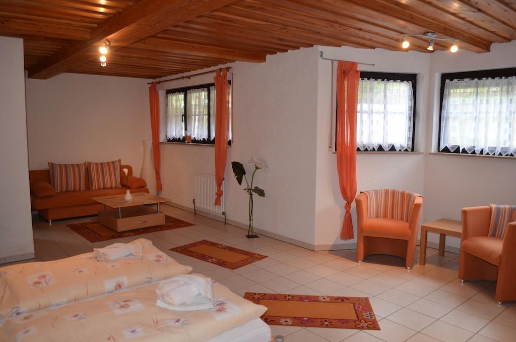 Hotel Restaurant Waldschloessel Speyerbrunn Oda fotoğraf