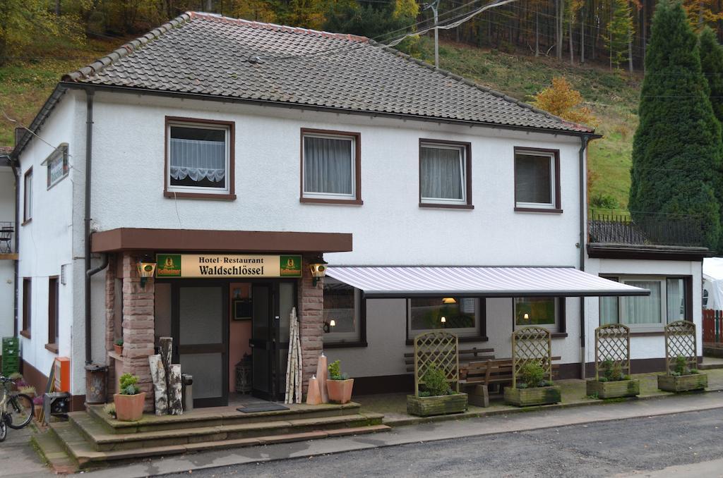 Hotel Restaurant Waldschloessel Speyerbrunn Dış mekan fotoğraf