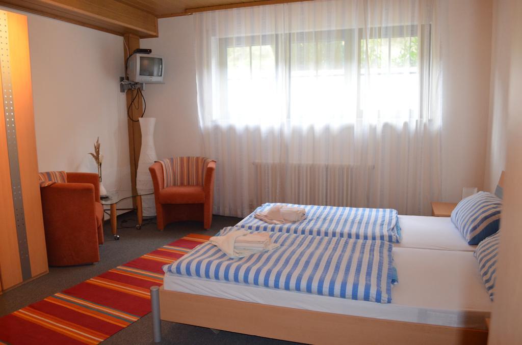Hotel Restaurant Waldschloessel Speyerbrunn Oda fotoğraf